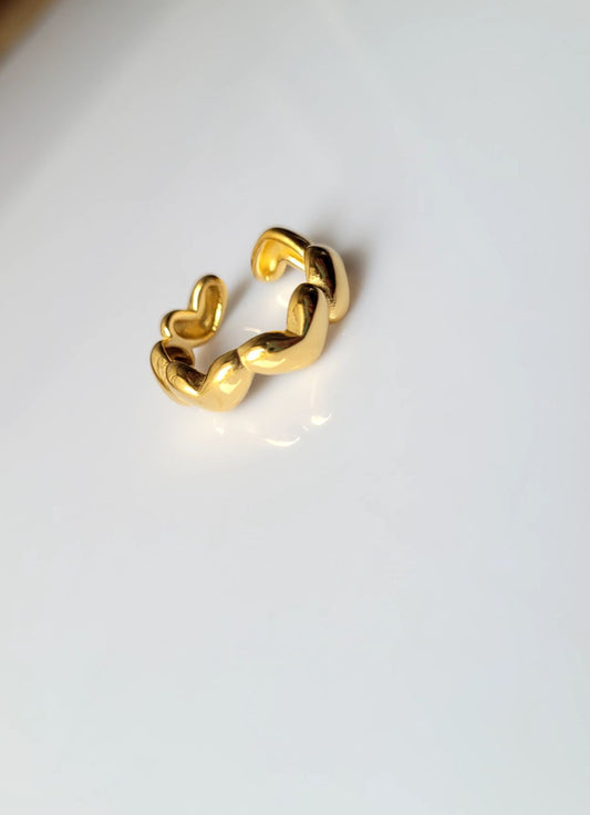 Heartful ring