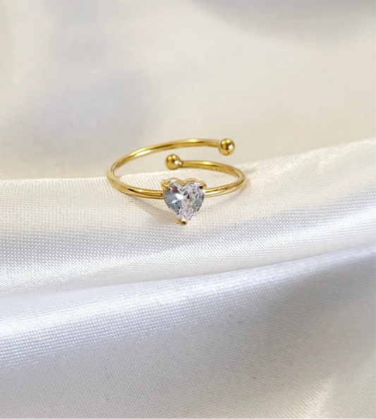 Bright heart ring