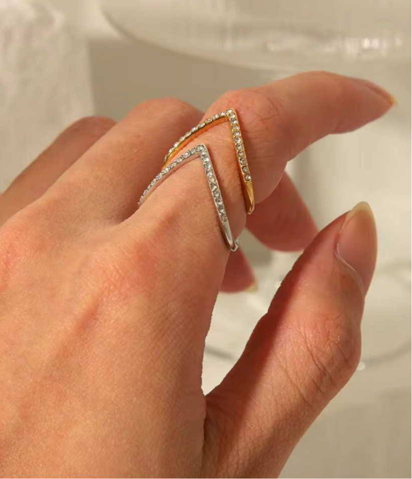 Reversible golden ring