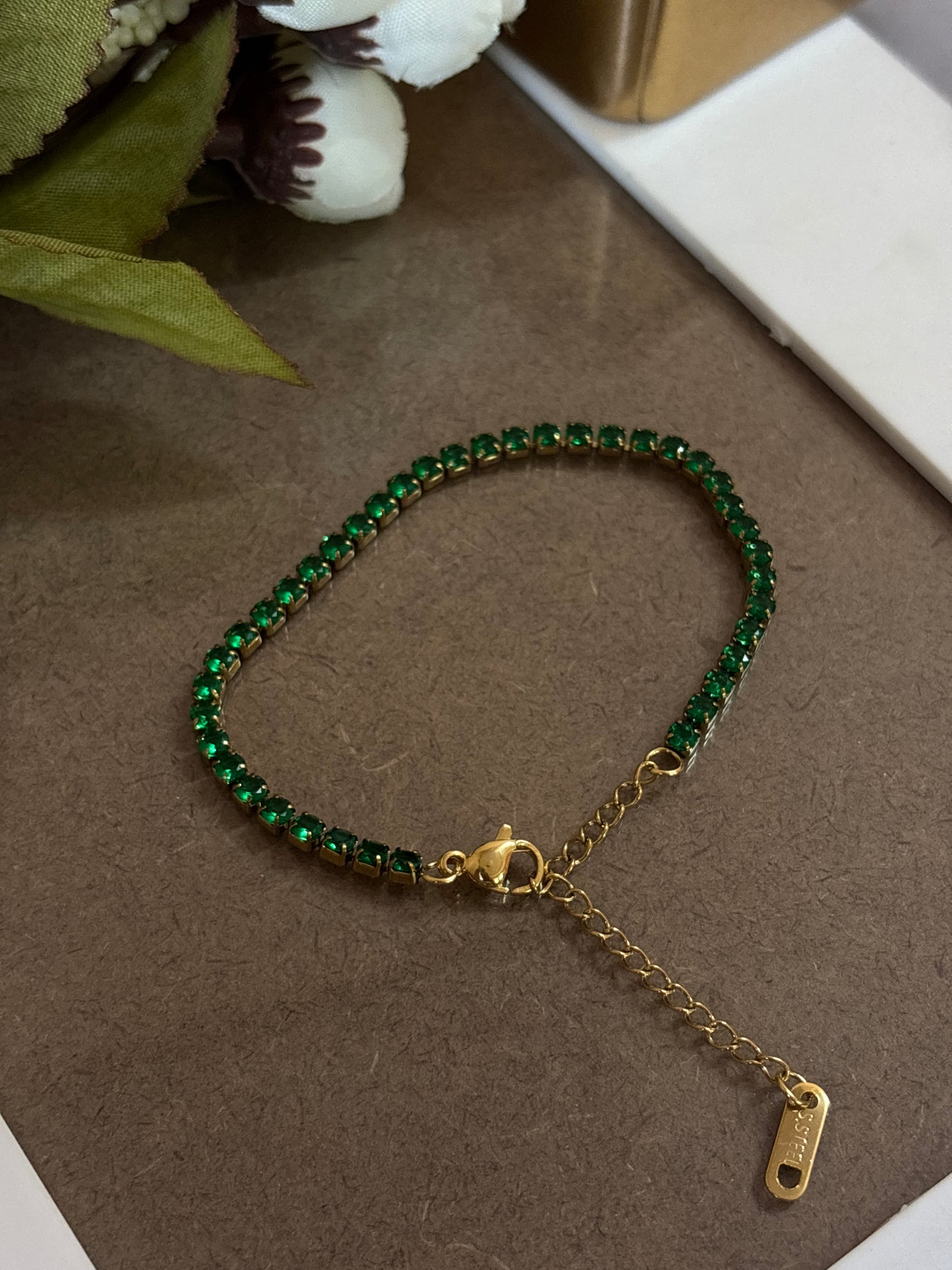 Emerald Halo Bracelet