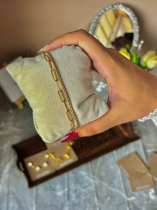 Two layer twist chain bracelet