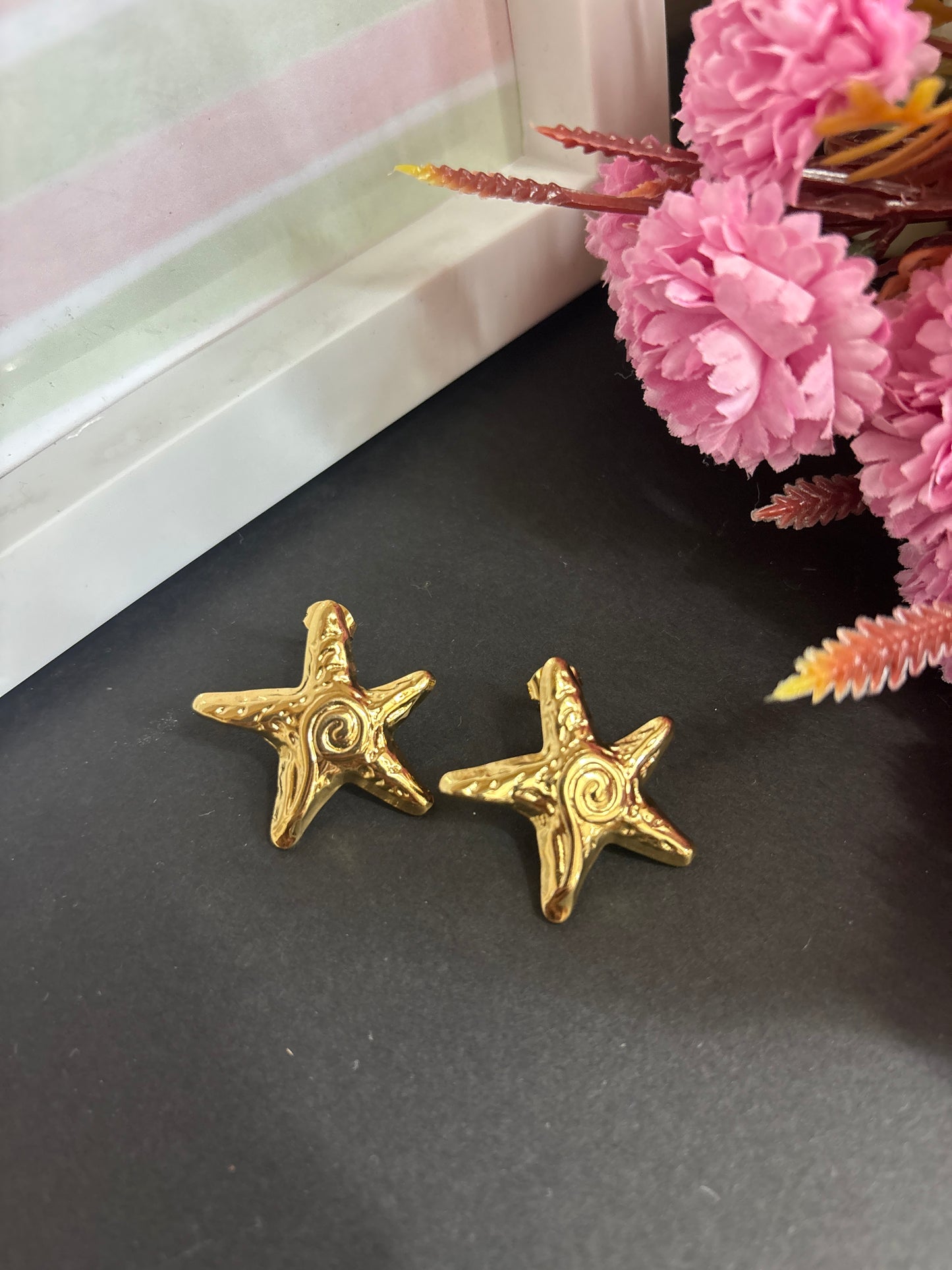 Star studs