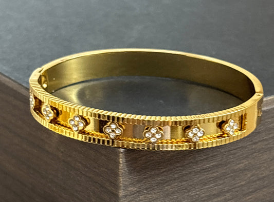 Glimmering Petals Bangle