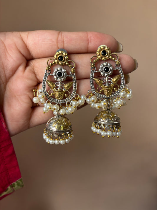 Pearluxe Gold Earrings