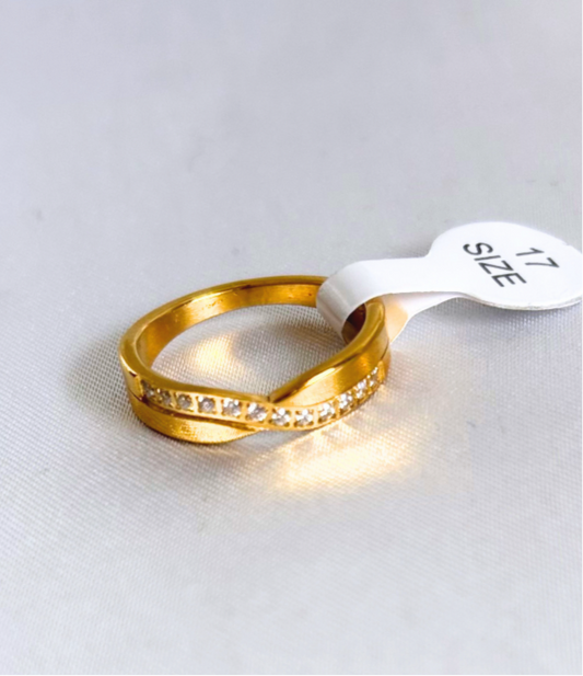 Stone cross ring