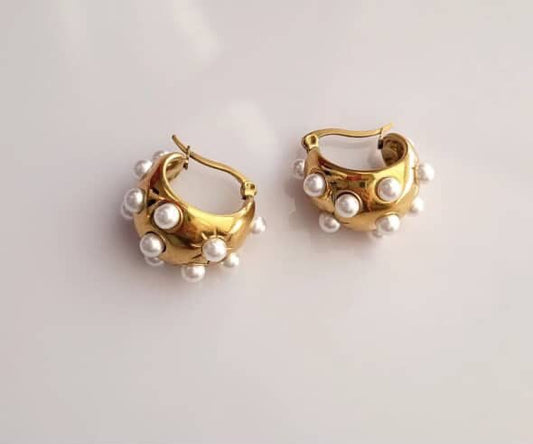 Moonlight pearl hoops