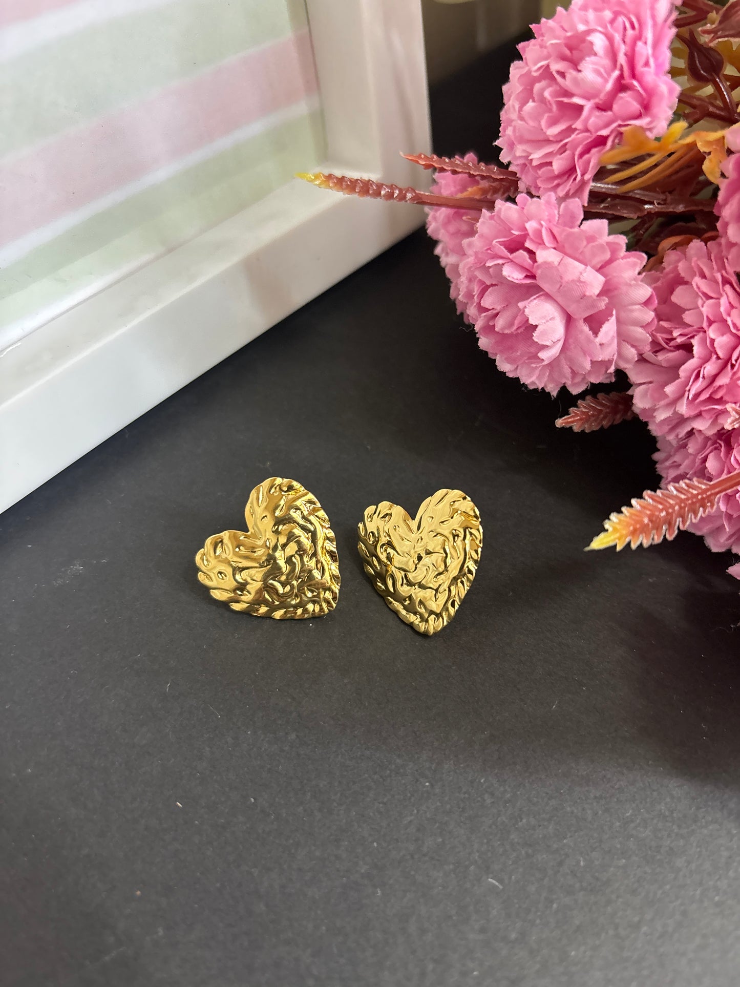 Heart studs
